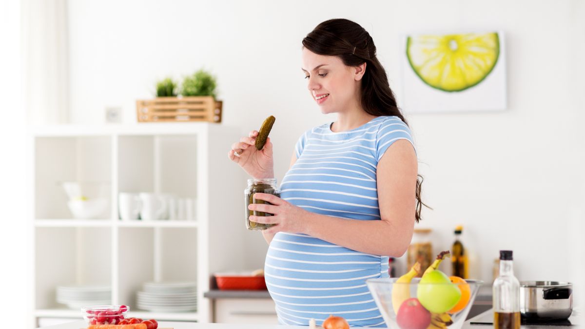 Is my baby hungry when I'm hungry during pregnancy cravings?